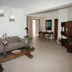 Erofili فيلة *