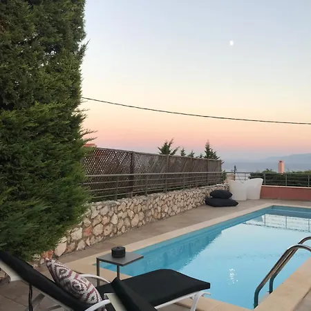 Vila Erofili Lourdata (Kefalonia)